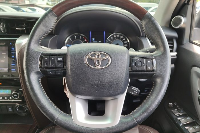 TOYOTA 4WD 2020 2.4V AT FORTUNER WHITE  397 full