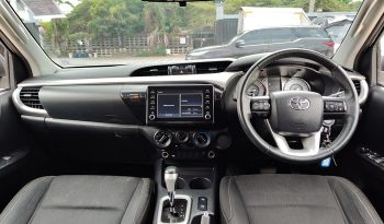 REVO PRE 2021 2.4 MID AT DOUBLE CAB SILVER  5033 full