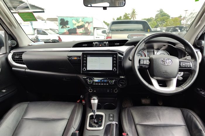 REVO 4WD 2020 2.8 HIGHT AT DOUBLE CAB WHITE  4228 full