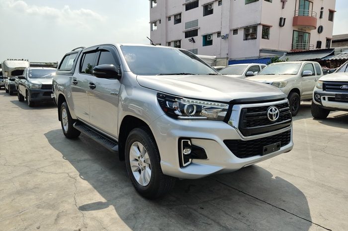 REVO 4WD 2018 2.4E MT DOUBLE CAB SILVER  6541 full