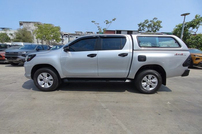 REVO 4WD 2018 2.4E MT DOUBLE CAB SILVER  6541 full