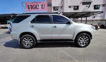 TOYOTA 4WD 2006 3.0V AT FORTUNER SILVER  7011 full