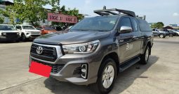 REVO PRE 2019 2.4E AT DOUBLE CAB DAARK GREY  6101