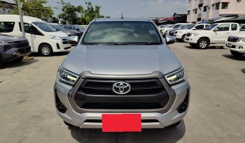 REVO 4WD 2021 2.4 MID MT SMART CAB SILVER  6005 full