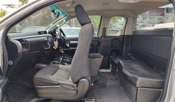 REVO 4WD 2021 2.4 MID MT SMART CAB SILVER  6005 full