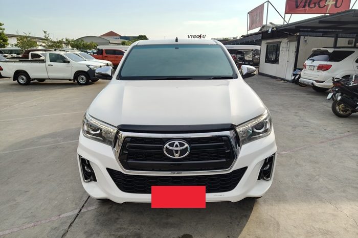 REVO PRE 2020 2.4E AT DOUBLE CAB WHITE  580 full