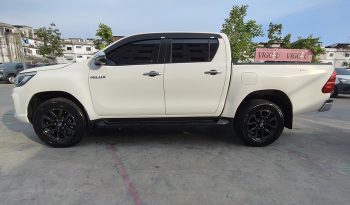 REVO PRE 2020 2.4E AT DOUBLE CAB WHITE  580 full