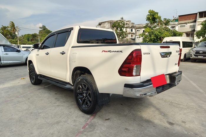 REVO PRE 2020 2.4E AT DOUBLE CAB WHITE  580 full