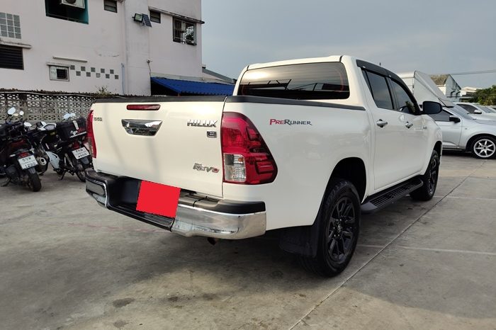 REVO PRE 2020 2.4E AT DOUBLE CAB WHITE  580 full