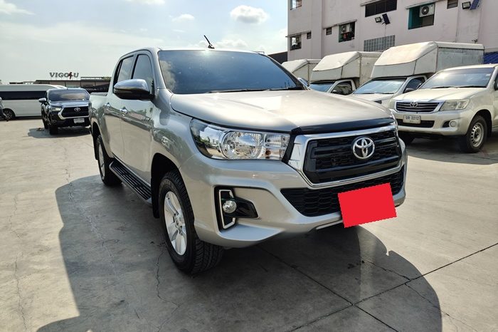 REVO PRE 2020 2.4E AT DOUBLE CAB SILVER  9059 full