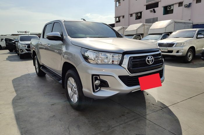 REVO PRE 2020 2.4E AT DOUBLE CAB SILVER  9061 full