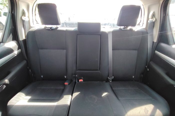 REVO PRE 2020 2.4E AT DOUBLE CAB SILVER  9061 full
