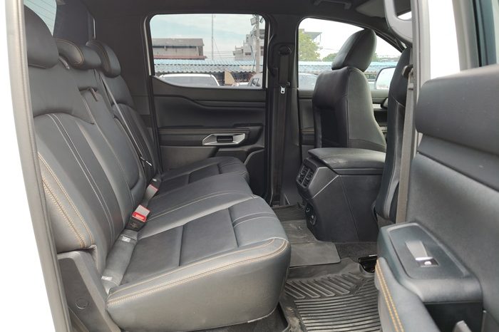 FORD 4WD 2024 3.0 AT DOUBLE CAB WHITE  9809 full