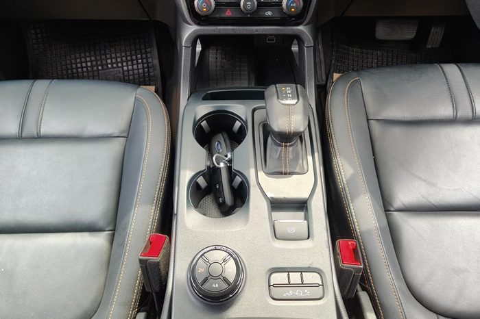 FORD 4WD 2024 3.0 AT DOUBLE CAB WHITE  9809 full