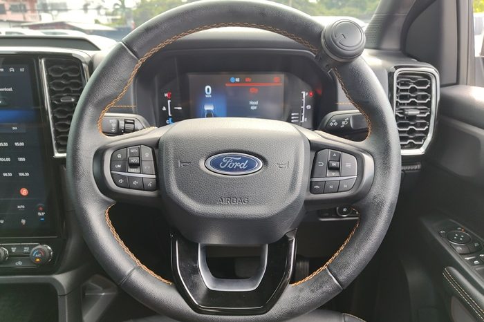 FORD 4WD 2024 3.0 AT DOUBLE CAB WHITE  9809 full