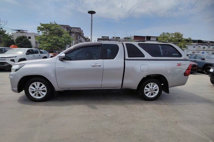 REVO 2WD 2020 2.4E MT SMART CAB SILVER  9735 full