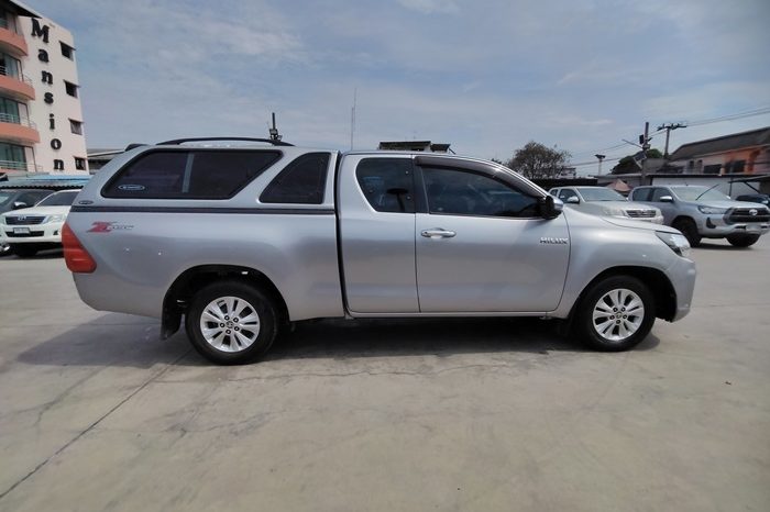 REVO 2WD 2020 2.4E MT SMART CAB SILVER  9735 full