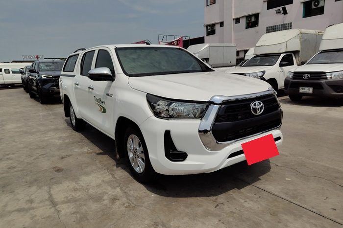 REVO 2WD 2021 2.4 MID AT DOUBLE CAB WHITE  5134 full