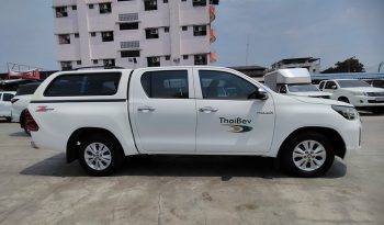 REVO 2WD 2021 2.4 MID AT DOUBLE CAB WHITE  5134 full