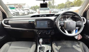 REVO 2WD 2021 2.4 MID AT DOUBLE CAB WHITE  5134 full