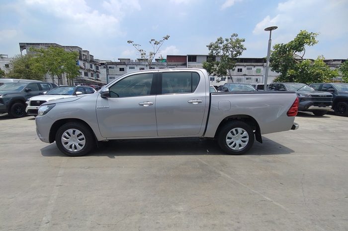 REVO 2WD 2019 2.4J AT DOUBLE CAB SILVER  4038 full