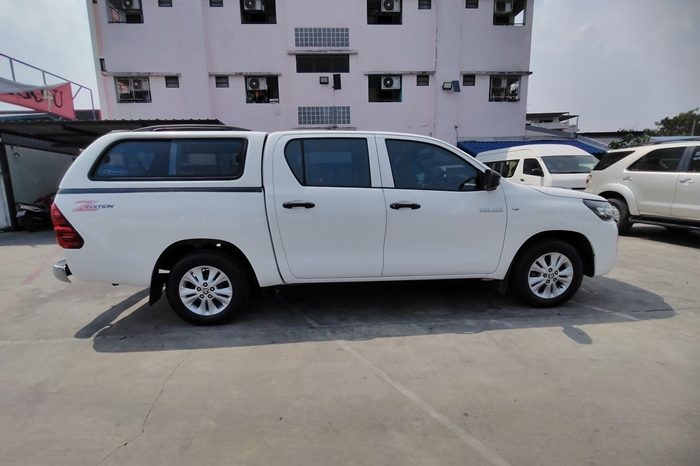 REVO 2WD 2020 2.4 MID AT DOUBLE CAB WHITE  1721 full