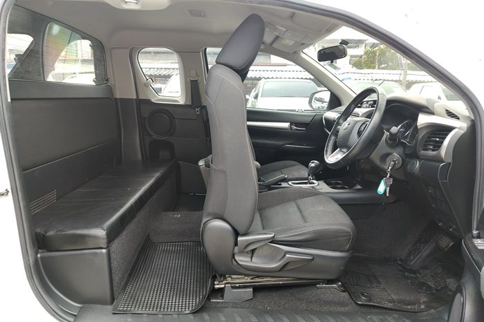 REVO 2WD 2020 2.4 MID AT SMART CAB WHITE  139 full