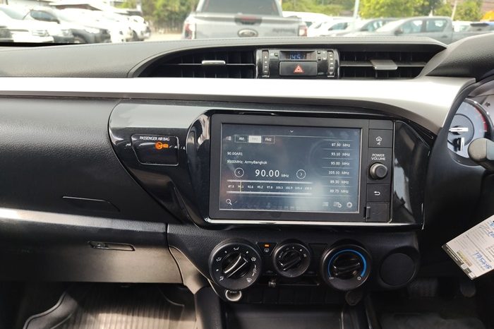 REVO 2WD 2020 2.4 MID AT SMART CAB WHITE  139 full