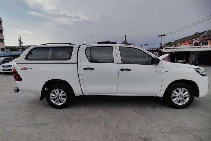 REVO 2WD 2020 2.4 MID AT DOUBLE CAB WHITE  1749 full