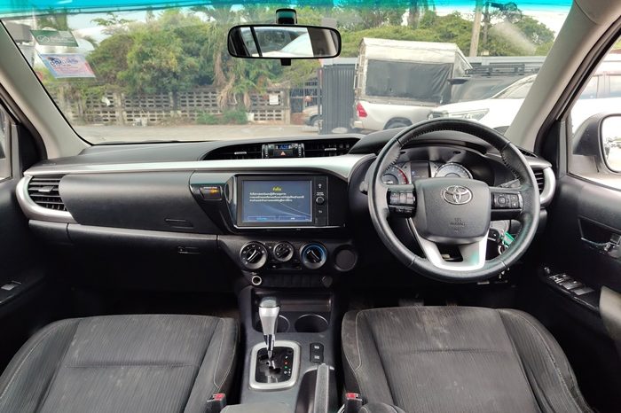 REVO 2WD 2020 2.4 MID AT DOUBLE CAB WHITE  1749 full