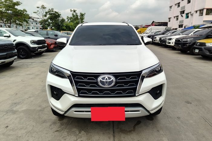 TOYOTA 4WD 2021 2.4V AT FORTUNER WHITE  7403 full