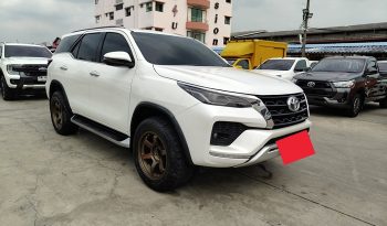 TOYOTA 4WD 2021 2.4V AT FORTUNER WHITE  7403 full