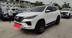 TOYOTA 4WD 2021 2.4V AT FORTUNER WHITE  7403