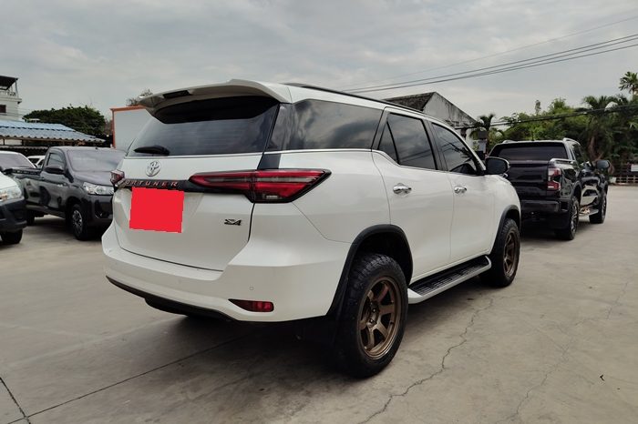 TOYOTA 4WD 2021 2.4V AT FORTUNER WHITE  7403 full