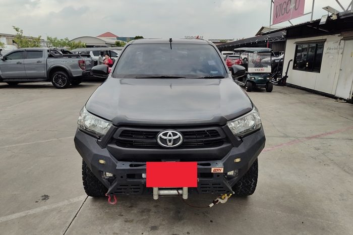 REVO 4WD 2020 2.8J MT STANDARD DARK GREY  123 full