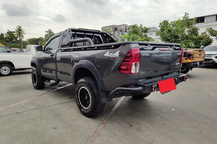 REVO 4WD 2020 2.8J MT STANDARD DARK GREY  123 full