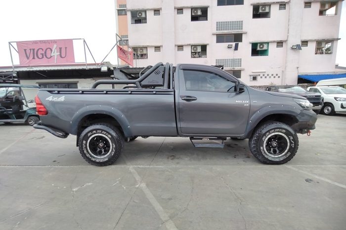 REVO 4WD 2020 2.8J MT STANDARD DARK GREY  123 full