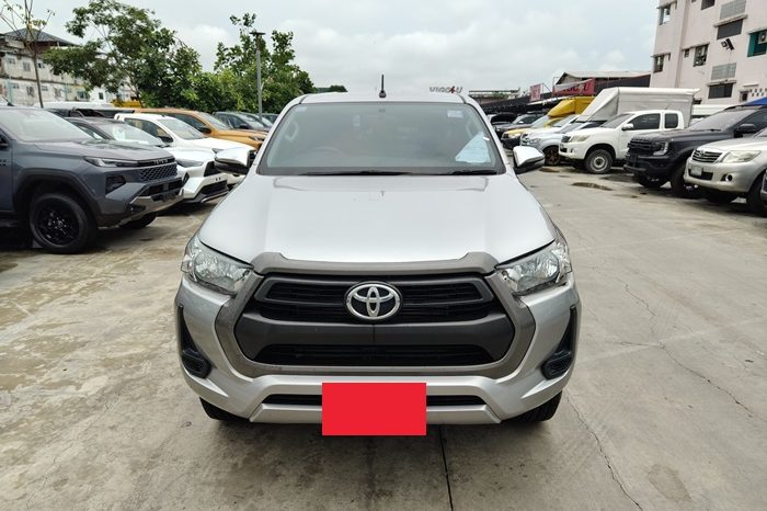 REVO PRE 2021 2.4 ENTRY AT DOUBLE CAB SILVER  2152 full