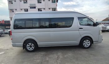 TOYOTA 2WD 2019 3.0 MT COMMUTER SILVER  3128 full