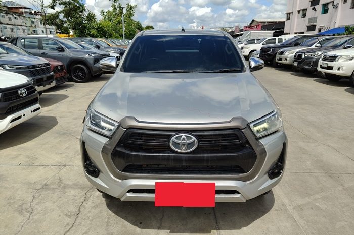 REVO 4WD 2020 2.4 MID MT SMART CAB SILVER  2607 full