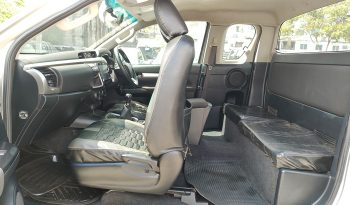 REVO 4WD 2020 2.4 MID MT SMART CAB SILVER  2607 full