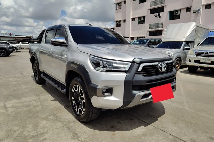 REVO PRE 2024 2.4 MID AT DOUBLE CAB SILVER  5430 full