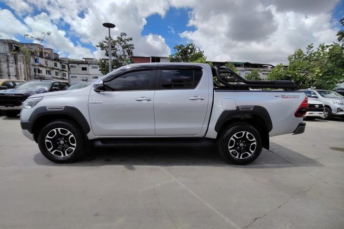 REVO PRE 2024 2.4 MID AT DOUBLE CAB SILVER  5430 full