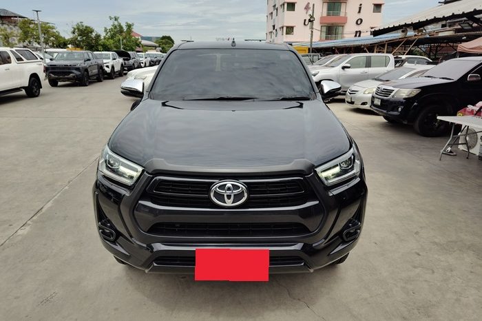 REVO PRE 2022 2.4 MID AT DOUBLE CAB BLACK  3402 full