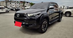 REVO PRE 2022 2.4 MID AT DOUBLE CAB BLACK  3402