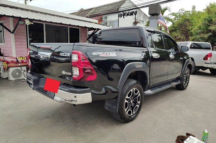 REVO PRE 2022 2.4 MID AT DOUBLE CAB BLACK  3402 full