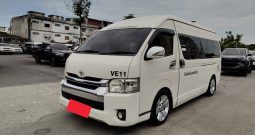 TOYOTA 2WD 2017 3.0 MT COMMUTER WHITE  2052