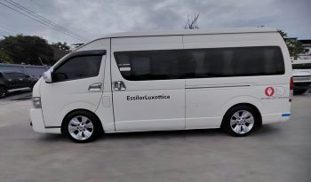 TOYOTA 2WD 2017 3.0 MT COMMUTER WHITE  2052 full