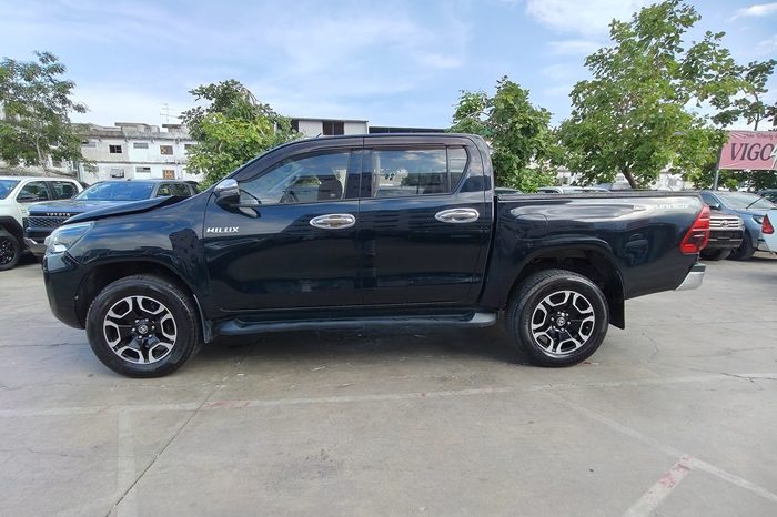 REVO PRE 2021 2.4 MID AT DOUBLE CAB BLACK  3651 full