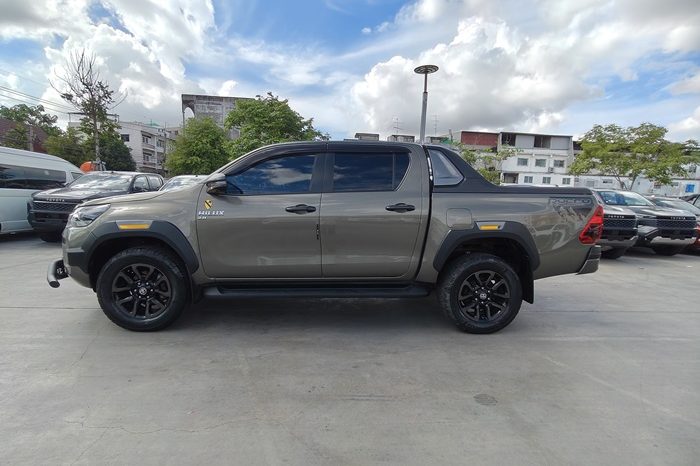 ROCCO PRE 2022 2.4 HIGHT AT DOUBLE CAB BRONZE  8391 full